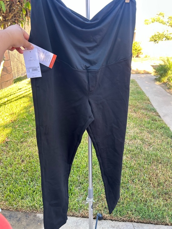 Isabel Maternity by Ingrid & Isabel Pants - Isabel Maternity by Ingrid & Isabel Black Cropped Maternity Pants
